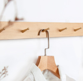 علاقة  حقائب Bag hanger