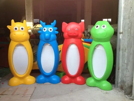 Plastic mirror مرآة تشويش بلاستيكية