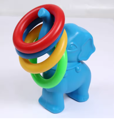 رمي الحلقات - فيل مع 4 حلقات