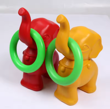 رمي الحلقات - فيل مع 4 حلقات