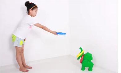 رمي الحلقات - فيل مع 4 حلقات