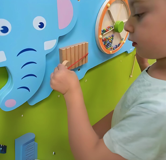 لعبة حائط - الفيل / Wall Toy - Elephant