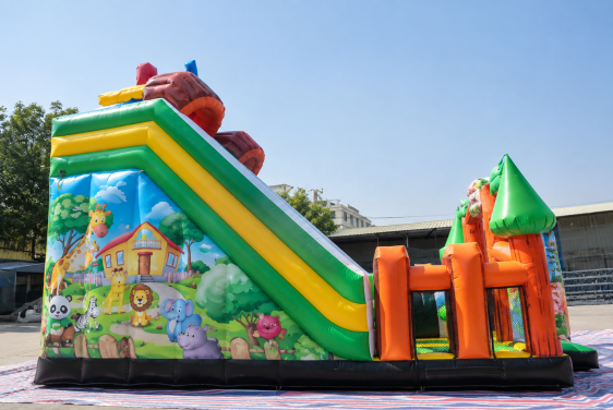قلعة قفز قابلة للنفخ مع زحليقتين وسلم تسلق - Inflatable jumping castle with 2 slides and climbing ladder