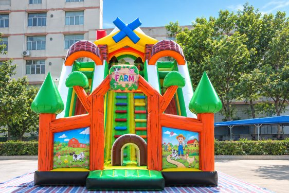 قلعة قفز قابلة للنفخ مع زحليقتين وسلم تسلق - Inflatable jumping castle with 2 slides and climbing ladder